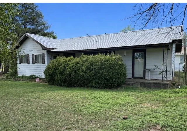 1st image of 18492 E 1270 Rd, Sayre, OK 73662 | MLS# 1241801