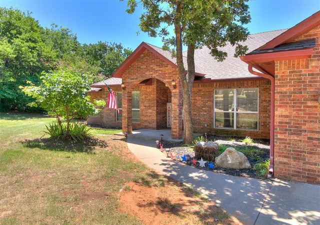 3rd image of 7824 Bobwhite Trl, Jones, OK 73049 | MLS# 1241803