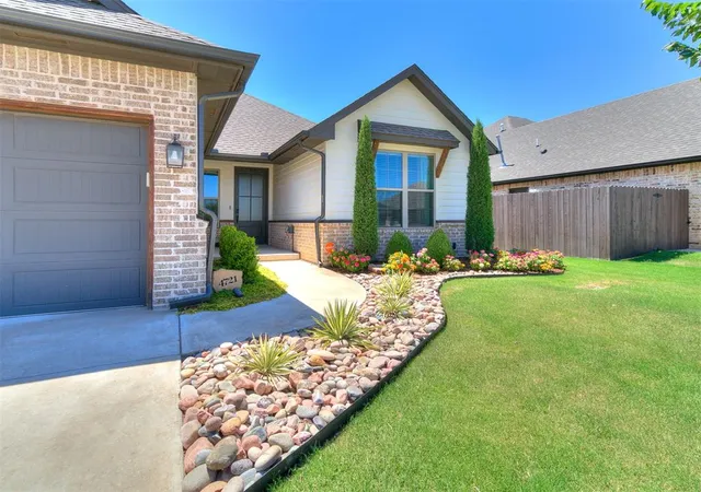 3rd image of 4721 Mustang Park Blvd, Mustang, OK 73064 | MLS# 1241804