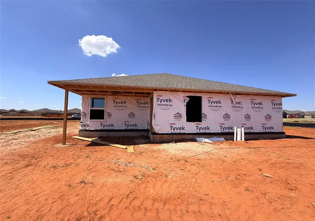 Photo 3 of Single family home for sale at 1016 S Bear Ln, Mustang, OK 73064 | MLS# 1241819 | Listing updated on 2026-10-16