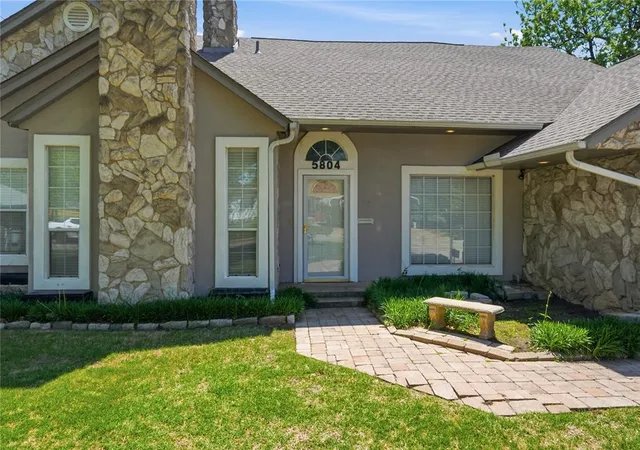 Photo 3 of Single family home for sale at 5804 Nw 53rd Street, Warr Acres, OK 73122 | MLS# 1241820 | Listing updated on 2026-09-03