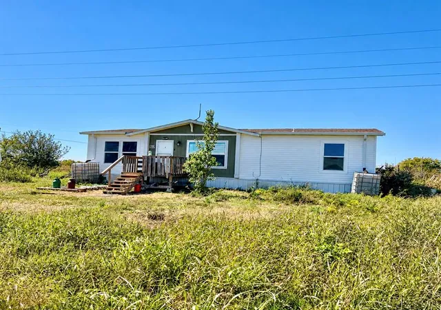 Single family home for sale at 12810 N County Rd 3250, Pauls Valley, OK 73075 | MLS# 1241821