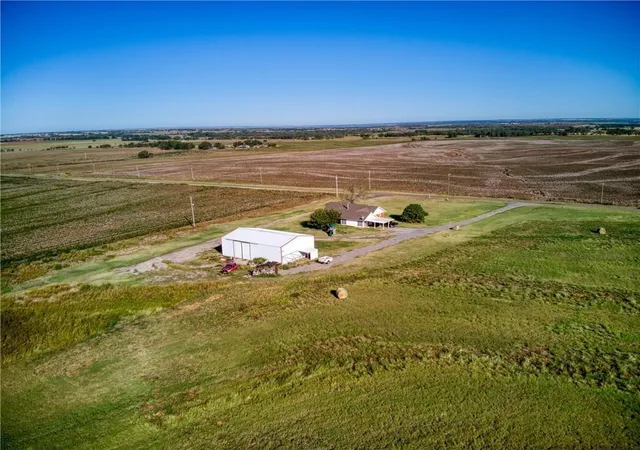 4th image of 17320 E 1250 Road, Erick, OK 73645 | MLS# 1241827