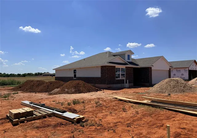 Photo 2 of Single family home for sale at 1124 E Stallion Ln, Mustang, OK 73064 | MLS# 1241828 | Listing updated on 2026-10-16