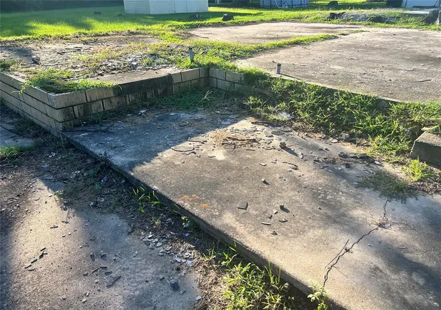 3rd image of 709 Se Avenue J, Idabel, OK 74745 | MLS# 1241834