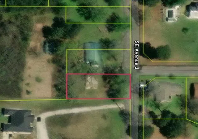 8th image of 709 Se Avenue J, Idabel, OK 74745 | MLS# 1241834
