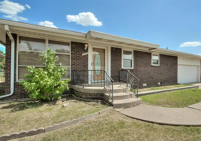 Photo 4 of Sale Pending at 1326 James Dr, Oklahoma City, OK 73119 | MLS# 1241836 | Listing updated on 2026-10-09