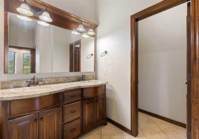 50th image of 1316 Katelyn Ct, Yukon, OK 73099 | MLS# 1241841