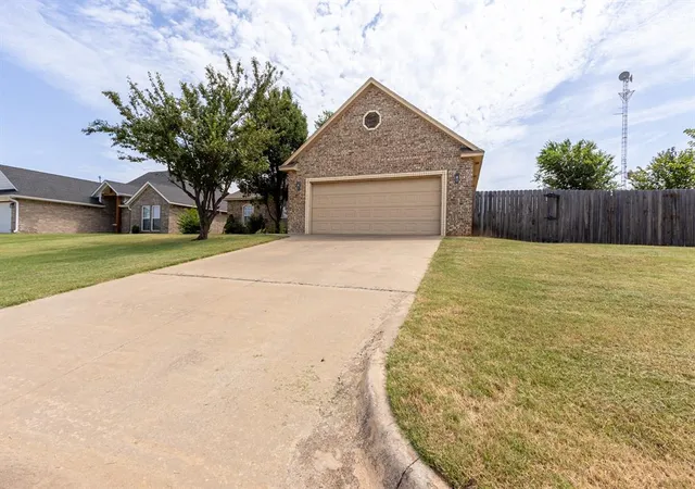 3rd image of 2318 Tailwind Dr, Purcell, OK 73080 | MLS# 1241844