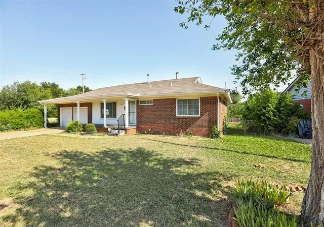 Photo 3 of Sale Pending at 801 NE 33rd Street, Oklahoma City, OK 73105 | MLS# 1241846 | Listing updated on 2026-09-04