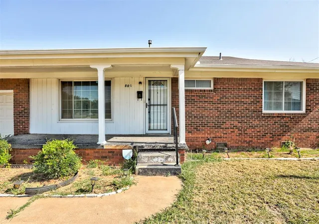 Photo 4 of Sale Pending at 801 NE 33rd Street, Oklahoma City, OK 73105 | MLS# 1241846 | Listing updated on 2026-09-04