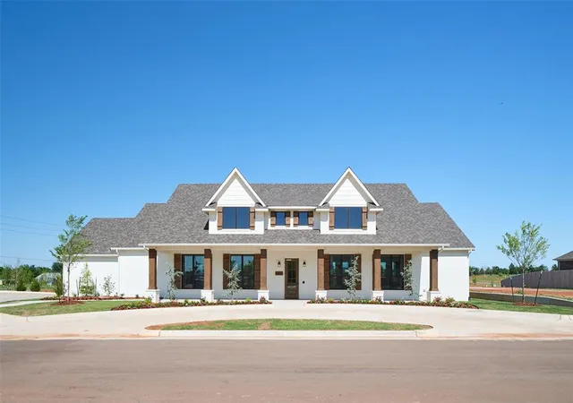 Photo 2 of Single family home for sale at 16205 Blackberry Farm Rd, Oklahoma City, OK 73013 | MLS# 1241870 | Listing updated on 2026-07-31