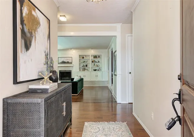 2nd image of 1417 Glenbrook Dr, Oklahoma City, OK 73118 | MLS# 1241887