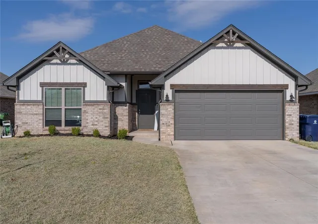 1st image of 13809 Village Cvs, Piedmont, OK 73078 | MLS# 1241899