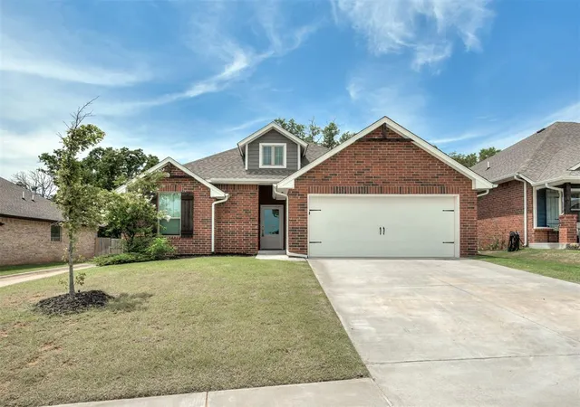 Photo 1 of Single family home for sale at 5209 White Gold Ave, Edmond, OK 73034 | MLS# 1241907 | Listing updated on 2026-09-08