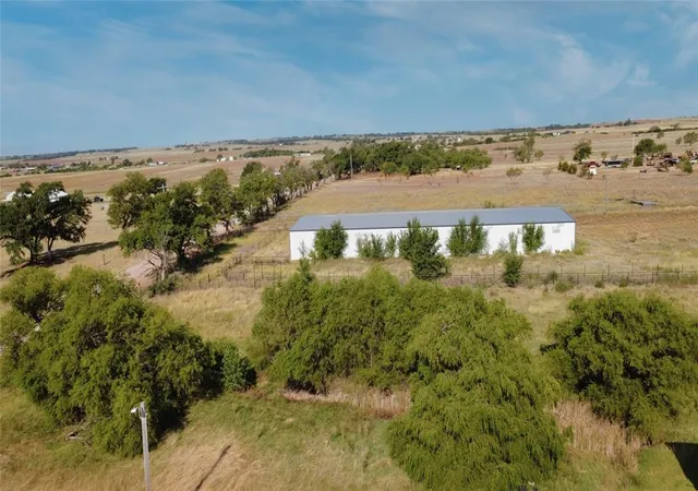 4th image of 19967 E 1070 Rd, Elk City, OK 73644 | MLS# 1241909
