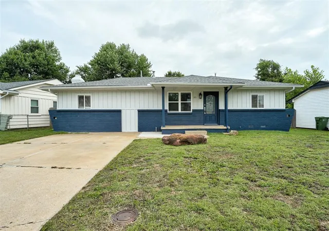 1st image of 201 Dianna Dr, Yukon, OK 73099 | MLS# 1241938