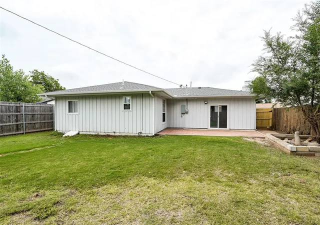 28th image of 201 Dianna Dr, Yukon, OK 73099 | MLS# 1241938