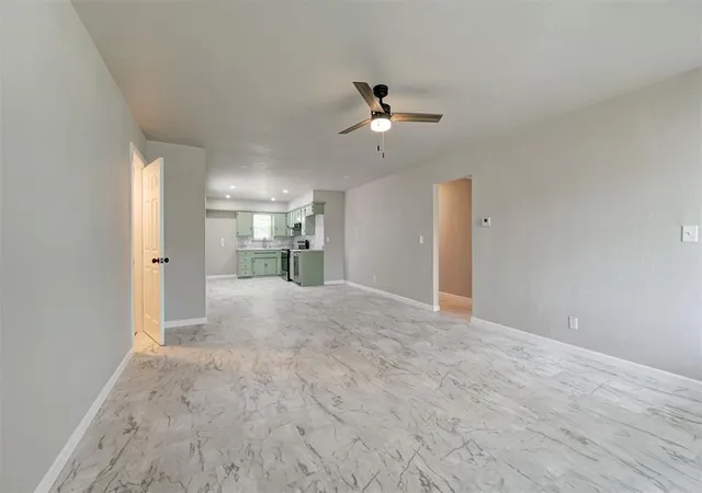 4th image of 201 Dianna Dr, Yukon, OK 73099 | MLS# 1241938