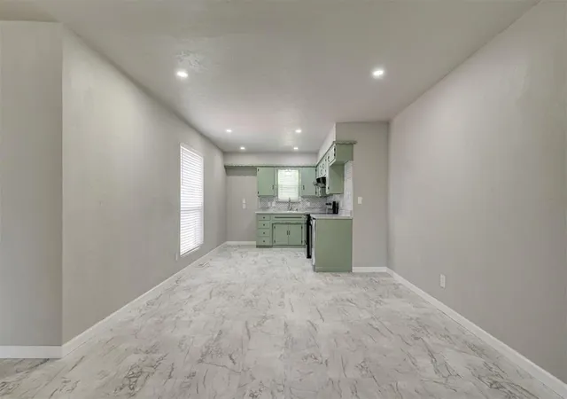 5th image of 201 Dianna Dr, Yukon, OK 73099 | MLS# 1241938