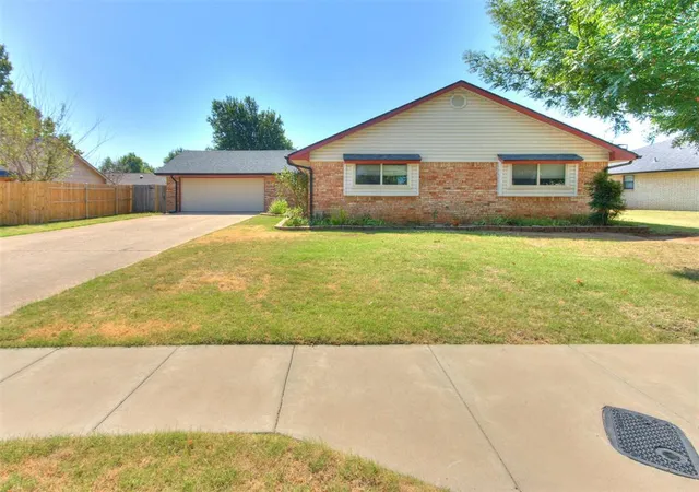 1st image of 7724 Northgate Ave, Oklahoma City, OK 73162 | MLS# 1241939