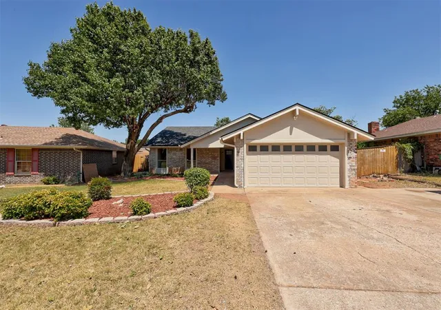 Photo 2 of Sale Pending at 8816 Aaron Dr, Oklahoma City, OK 73132 | MLS# 1241942 | Listing updated on 2026-08-05