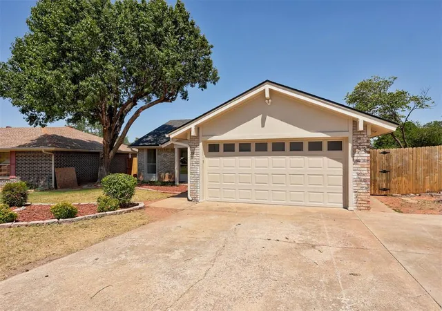Photo 3 of Sale Pending at 8816 Aaron Dr, Oklahoma City, OK 73132 | MLS# 1241942 | Listing updated on 2026-08-05
