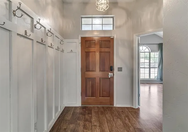 image of 12300 Sw 10th St, Yukon, OK 73099 | MLS# 1241950