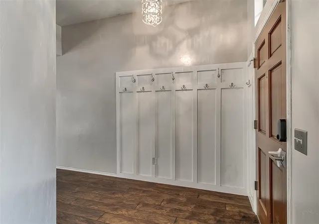 image of 12300 Sw 10th St, Yukon, OK 73099 | MLS# 1241950
