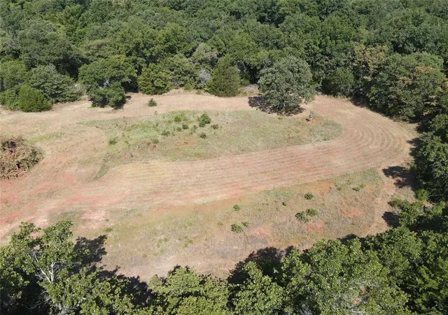 2nd image of 8650 Dobbs Rd, Luther, OK 73054 | MLS# 1241960