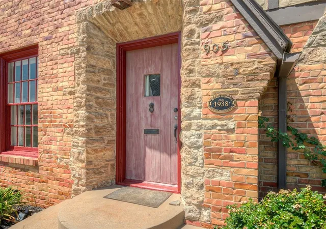 Photo 3 of Single family home for sale at 905 NW 37th Street, Oklahoma City, OK 73118 | MLS# 1241984 | Listing updated on 2026-09-02