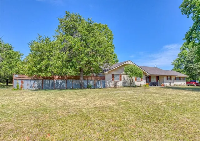 Photo 3 of Single family home for sale at 10431 Schwartz Dr, Oklahoma City, OK 73165 | MLS# 1241989 | Listing updated on 2026-07-31