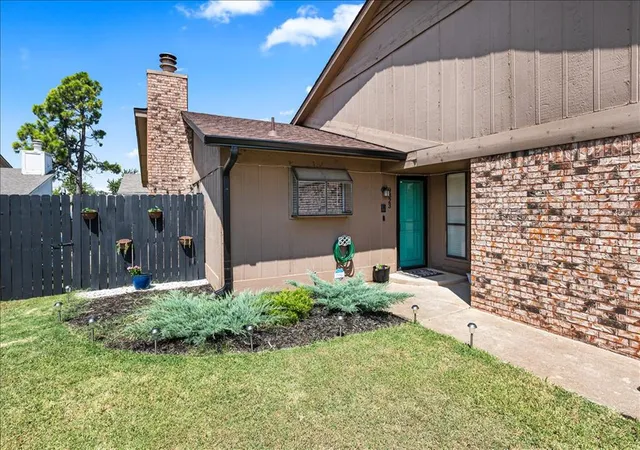 5th image of 9323 S Hudson Ave, Oklahoma City, OK 73139 | MLS# 1242000