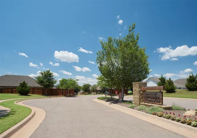 5th image of 12724 Nw 2Nd St, Yukon, OK 73099 | MLS# 1242002