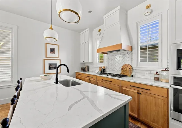Photo 4 of Sale Pending at 1729 Runway Blvd, Oklahoma City, OK 73108 | MLS# 1242007 | Listing updated on 2026-09-03