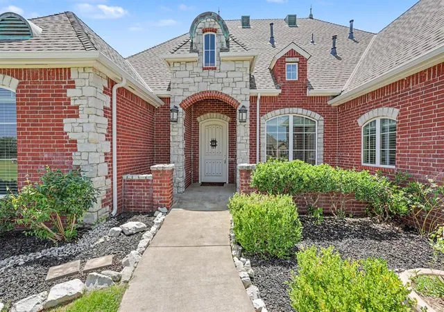 Photo 3 of Single family home for sale at 13216 Se 94th Street, Oklahoma City, OK 73165 | MLS# 1242008 | Listing updated on 2026-09-02
