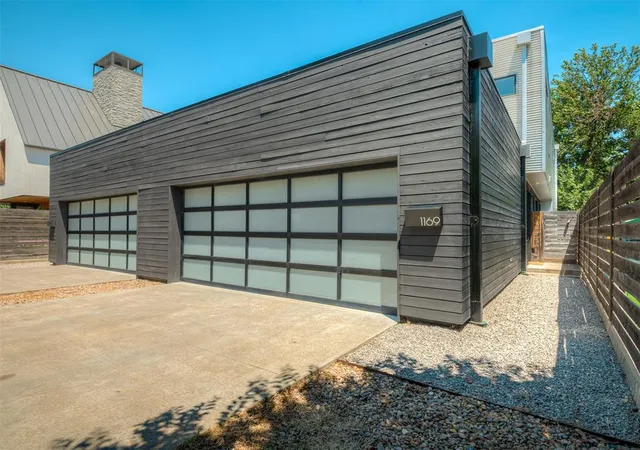 2nd image of 1169 Nw 56th St, Oklahoma City, OK 73118 | MLS# 1242019