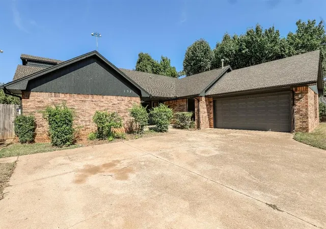 Photo 2 of Single family home for sale at 1321 Harding Ave, Edmond, OK 73013 | MLS# 1242044 | Listing updated on 2026-08-26