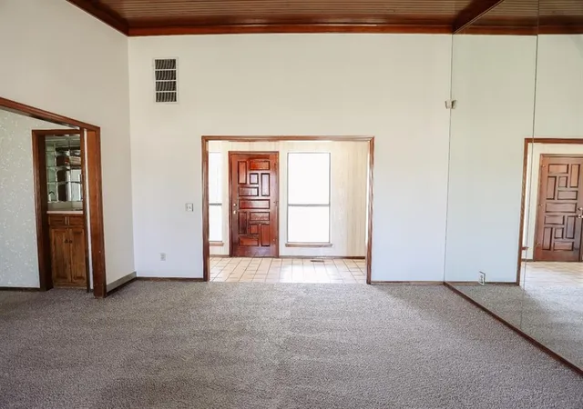 Photo 4 of Single family home for sale at 1321 Harding Ave, Edmond, OK 73013 | MLS# 1242044 | Listing updated on 2026-08-26