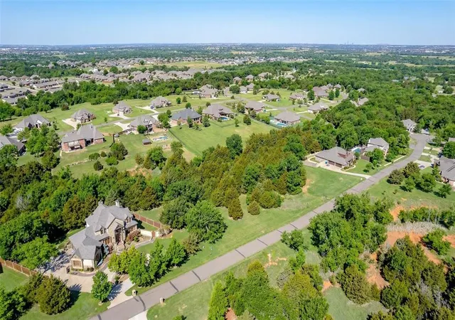 2nd image of 3100 Santa Rosa Ct, Norman, OK 73071 | MLS# 1242049