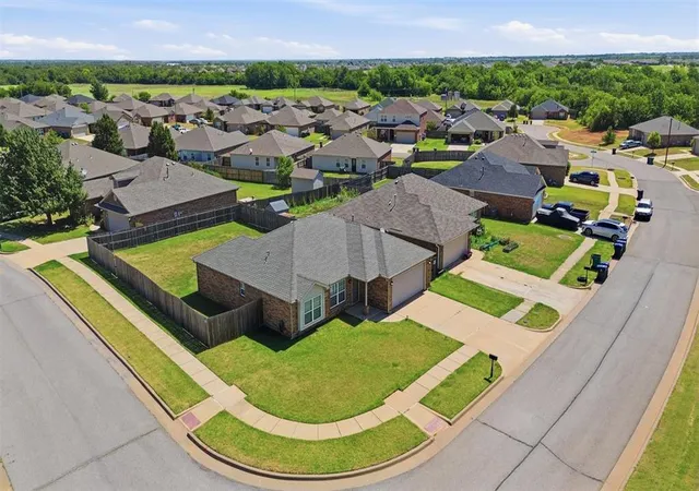 Photo 3 of Single family home for sale at 11713 NW 131st Street, Piedmont, OK 73078 | MLS# 1242053 | Listing updated on 2026-08-03