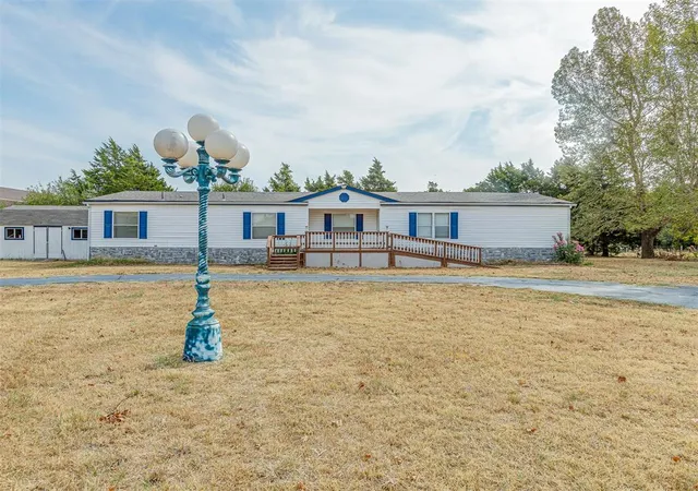 Single family home for sale at 16099 Rolling Hills Rd #1/2, Yukon, OK 73099 | MLS# 1242104