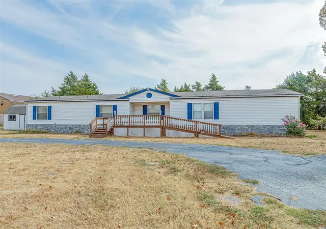 Photo 2 of Single family home for sale at 16099 Rolling Hills Rd #1/2, Yukon, OK 73099 | MLS# 1242104 | Listing updated on 2026-10-06
