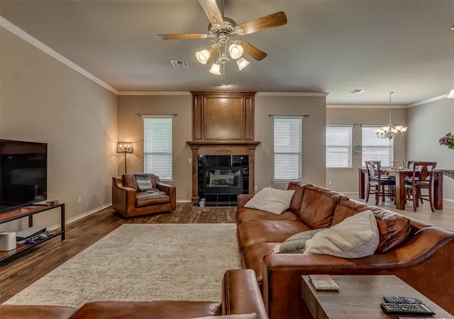 5th image of 301 E Mobile Ter, Mustang, OK 73064 | MLS# 1242129