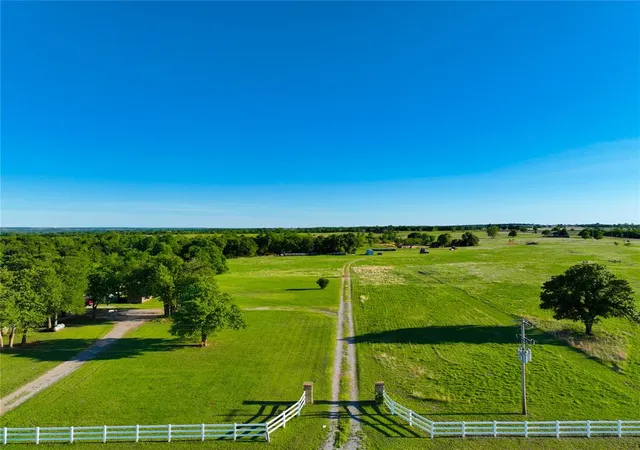 2nd image of 1201 W County Road 72 #Drive 2, Guthrie, OK 73044 | MLS# 1242137
