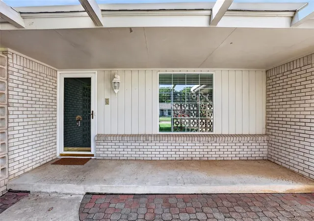 3rd image of 1712 Westbrooke Ter, Norman, OK 73072 | MLS# 1242138