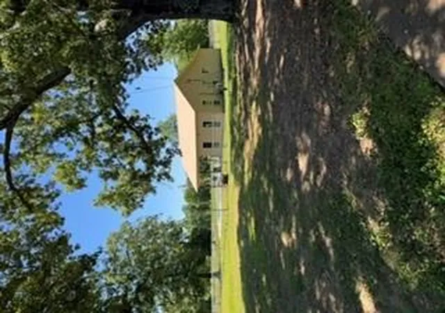 2nd image of 281 N 4340 Rd, Fort Towson, OK 74735 | MLS# 1242140