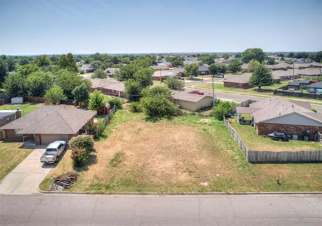 1st image of 1532 Tudor Dr, Moore, OK 73160 | MLS# 1242145
