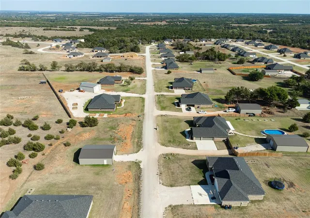 5th image of 2621 Secretariat Pass, Guthrie, OK 73044 | MLS# 1242154