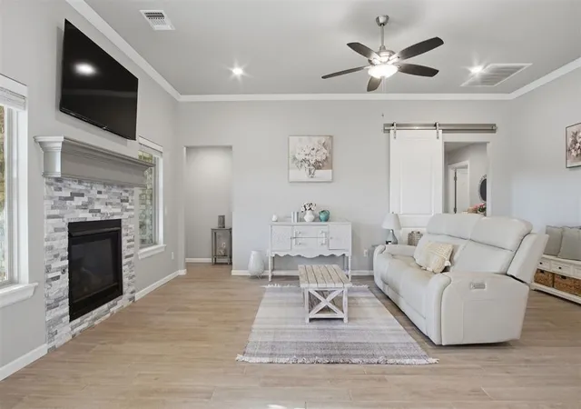 Photo 3 of Sale Pending at 13805 Limestone Ln, Yukon, OK 73099 | MLS# 1242158 | Listing updated on 2026-08-24